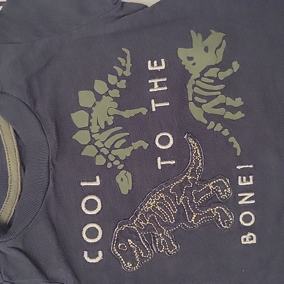 Cool to the bone! - Picture 2 of 4